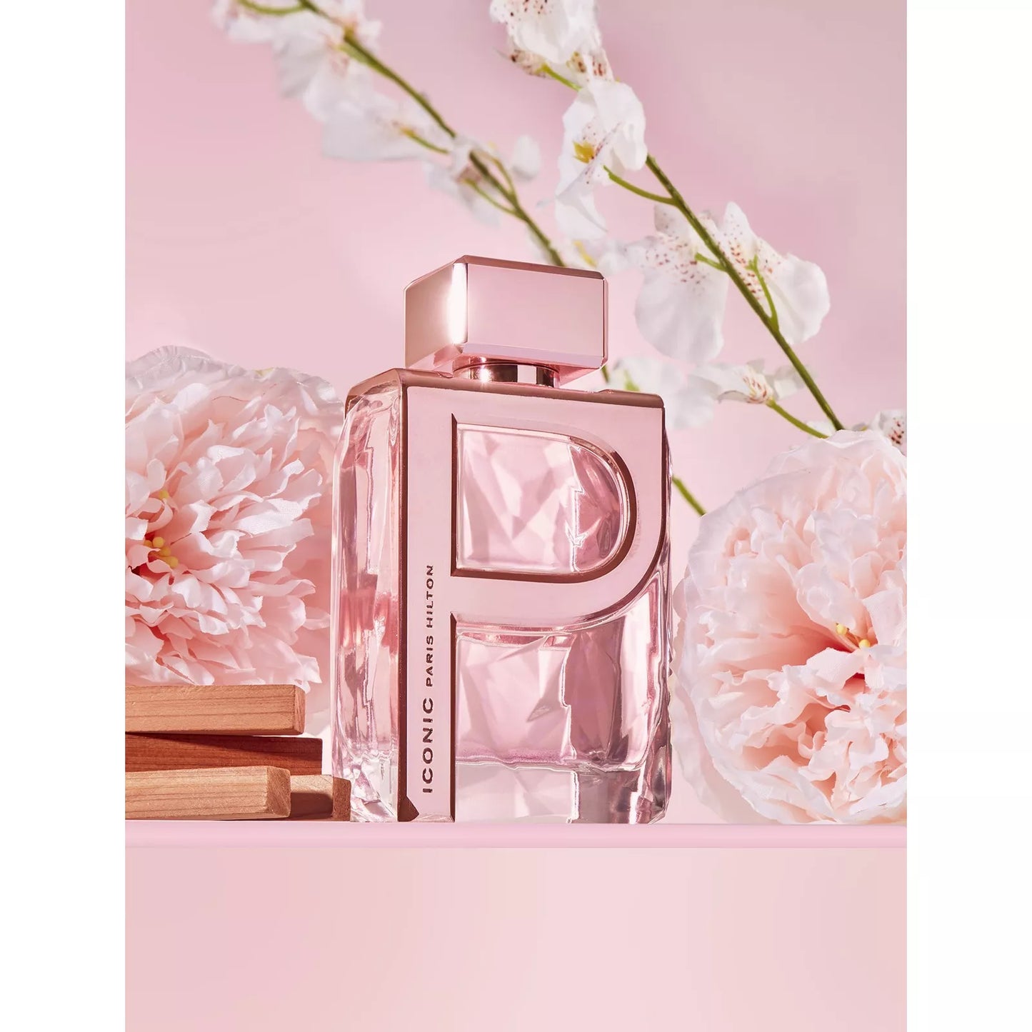 Paris Hilton – ICONIC Eau de Parfum